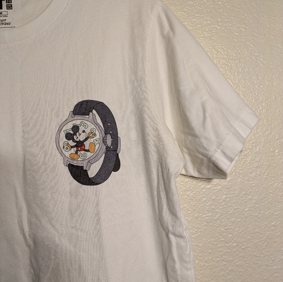 Disney Uniqlo White Graphic Men's Shirt Pre-owned Size M - Picture 3 of 5